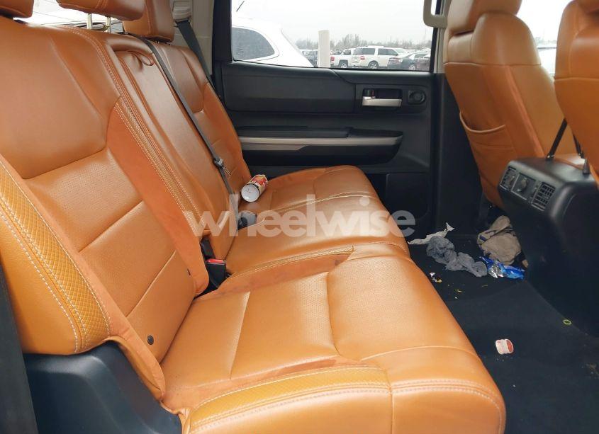 Photo 8 of 2018 Toyota Tundra SR5 5.7L V8 (VIN 5TFEY5F14JX232234)