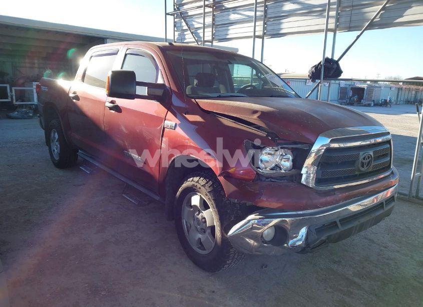 2010 Toyota Tundra CREWMAX SR5 (VIN 5TFEY5F15AX094090) main photo