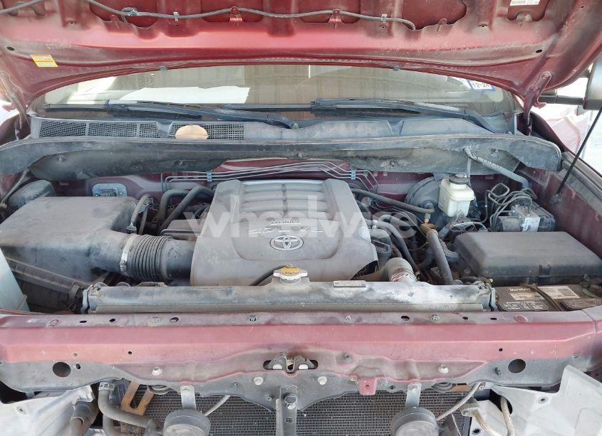 Photo 10 of 2010 Toyota Tundra CREWMAX SR5 (VIN 5TFEY5F15AX094090)