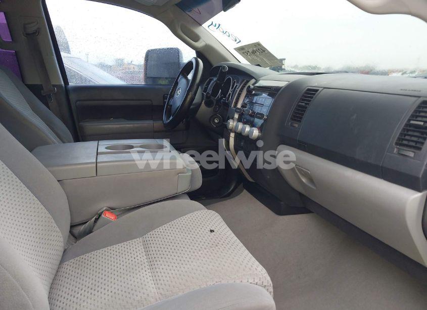 Photo 5 of 2011 Toyota Tundra GRADE 5.7L V8 (VIN 5TFEY5F15BX111214)