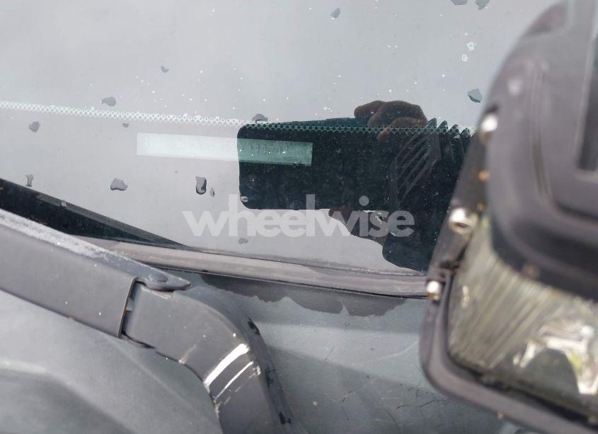 Photo 9 of 2011 Toyota Tundra GRADE 5.7L V8 (VIN 5TFEY5F15BX111214)