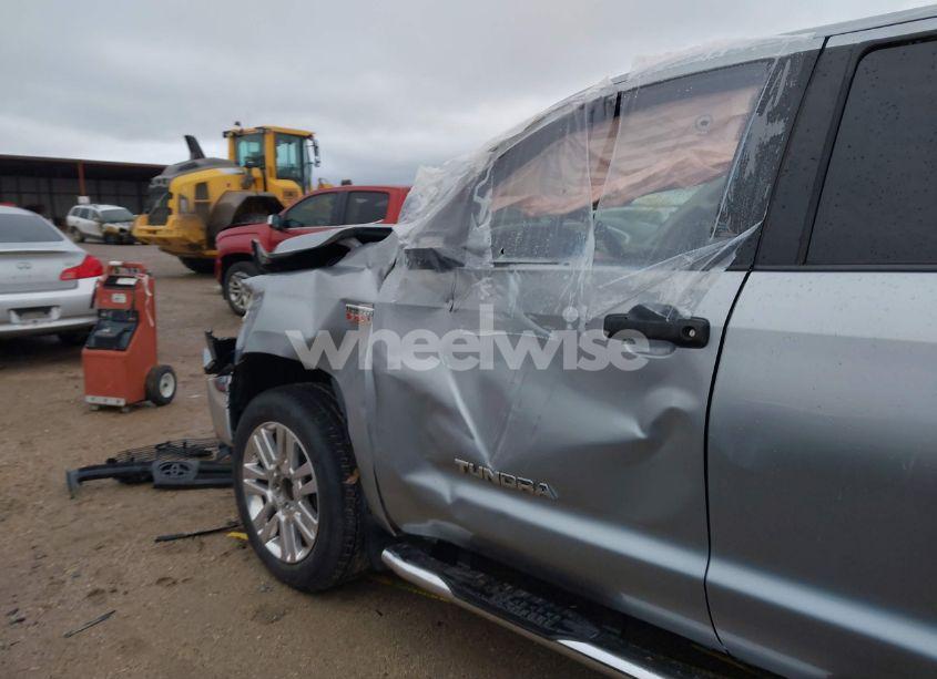 Photo 20 of 2013 Toyota Tundra GRADE 5.7L V8 (VIN 5TFEY5F15DX135175)