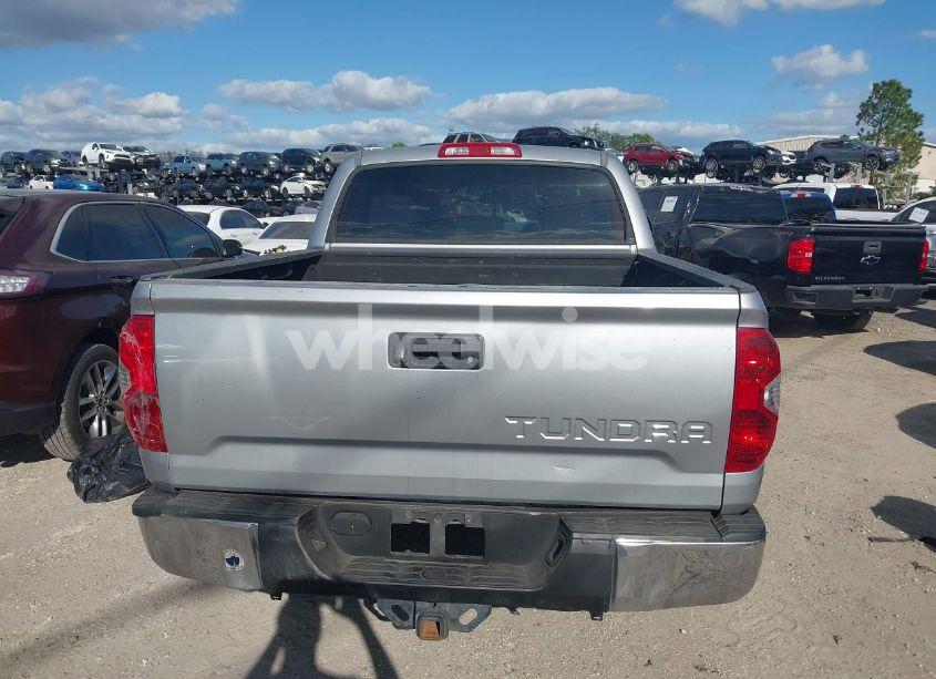 Photo 15 of 2014 Toyota Tundra SR5 5.7L V8 (VIN 5TFEY5F15EX169148)