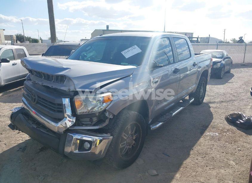 Photo 2 of 2014 Toyota Tundra SR5 5.7L V8 (VIN 5TFEY5F15EX169148)