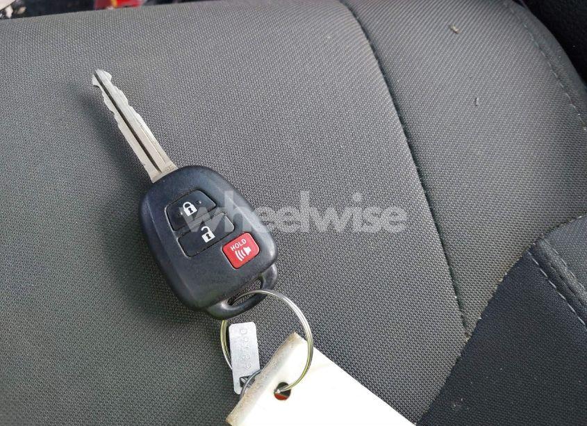 Photo 11 of 2018 Toyota Tundra SR5 5.7L V8 (VIN 5TFEY5F15JX235594)