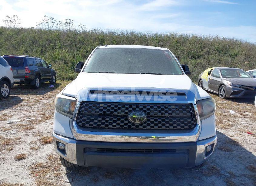 Photo 12 of 2018 Toyota Tundra SR5 5.7L V8 (VIN 5TFEY5F15JX235594)