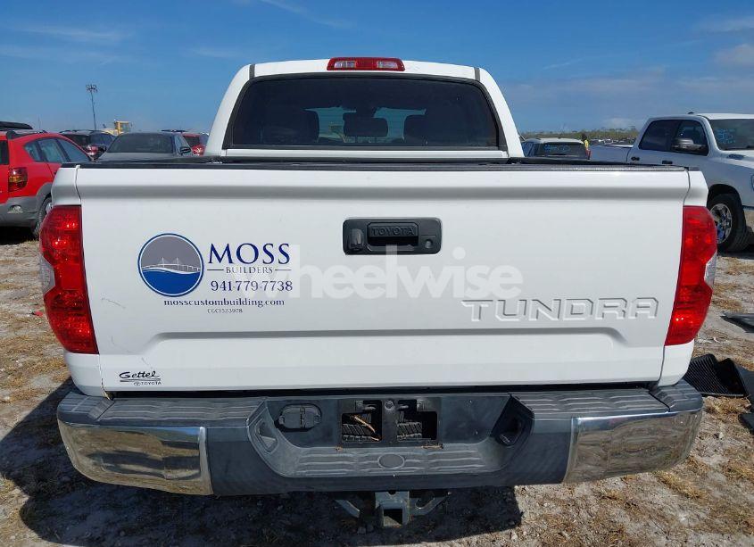 Photo 16 of 2018 Toyota Tundra SR5 5.7L V8 (VIN 5TFEY5F15JX235594)