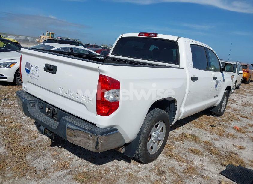 Photo 4 of 2018 Toyota Tundra SR5 5.7L V8 (VIN 5TFEY5F15JX235594)