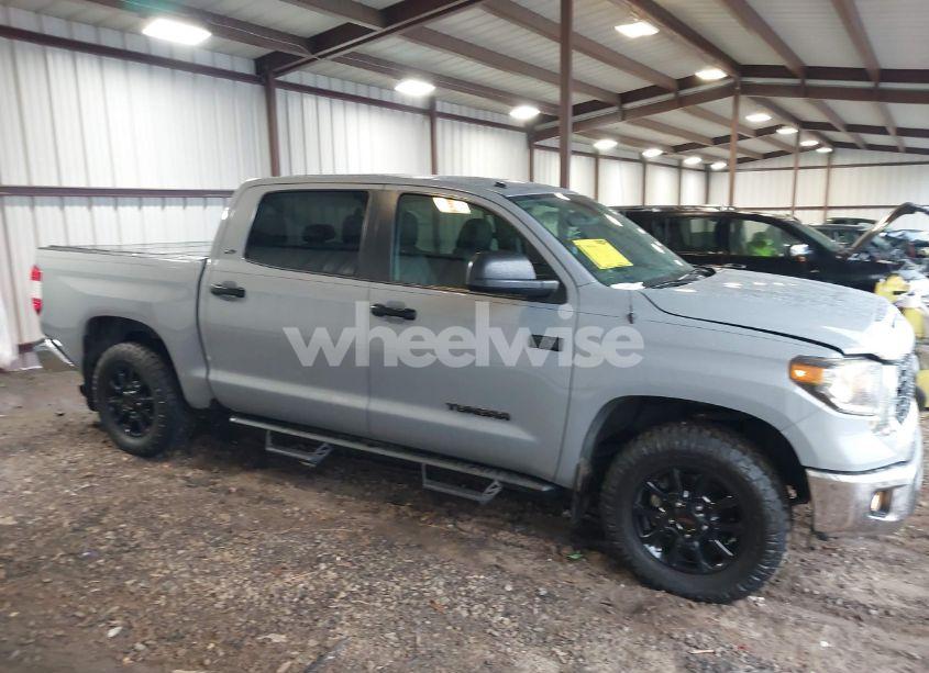 Photo 13 of 2019 Toyota Tundra SR5 5.7L V8 (VIN 5TFEY5F15KX253952)