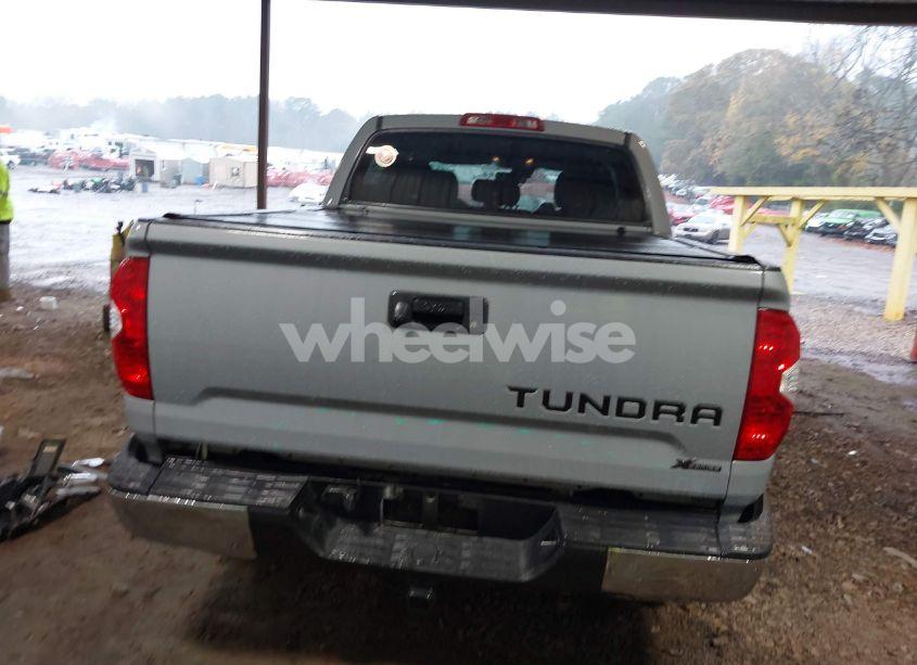 Photo 16 of 2019 Toyota Tundra SR5 5.7L V8 (VIN 5TFEY5F15KX253952)