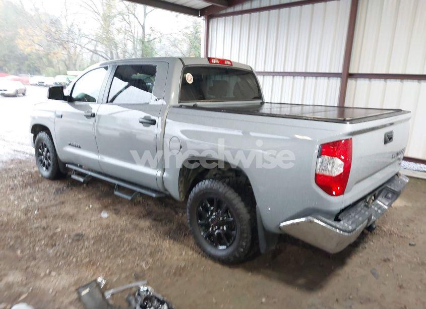 Photo 3 of 2019 Toyota Tundra SR5 5.7L V8 (VIN 5TFEY5F15KX253952)