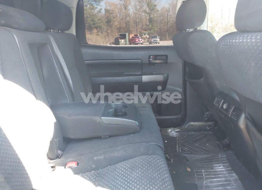 Photo 8 of 2010 Toyota Tundra CREWMAX SR5 (VIN 5TFEY5F16AX078206)