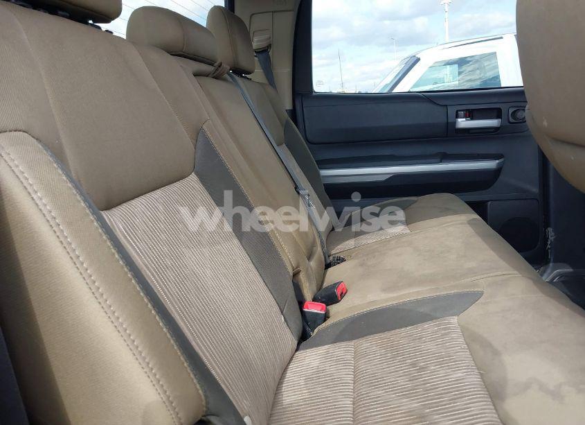 Photo 8 of 2014 Toyota Tundra SR5 5.7L V8 (VIN 5TFEY5F16EX155291)