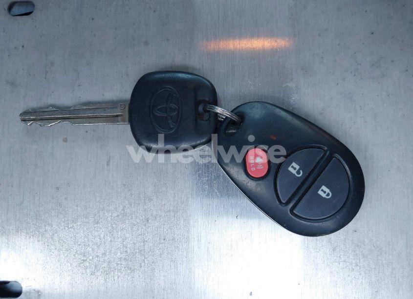 Photo 11 of 2014 Toyota Tundra SR5 5.7L V8 (VIN 5TFEY5F16EX158658)