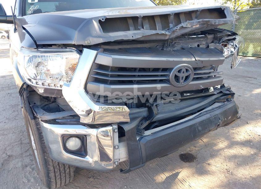 Photo 17 of 2014 Toyota Tundra SR5 5.7L V8 (VIN 5TFEY5F16EX158658)