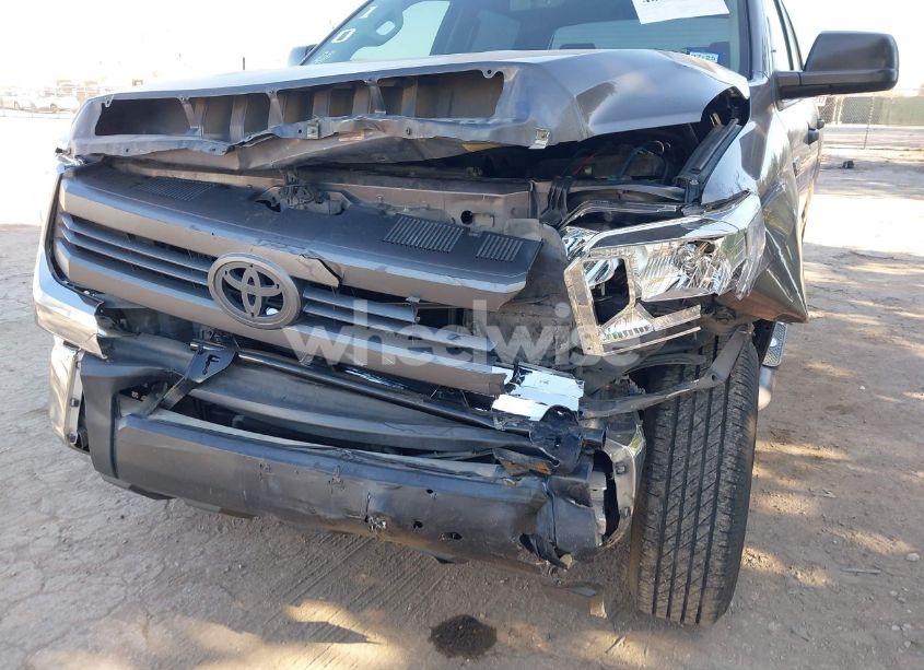 Photo 6 of 2014 Toyota Tundra SR5 5.7L V8 (VIN 5TFEY5F16EX158658)