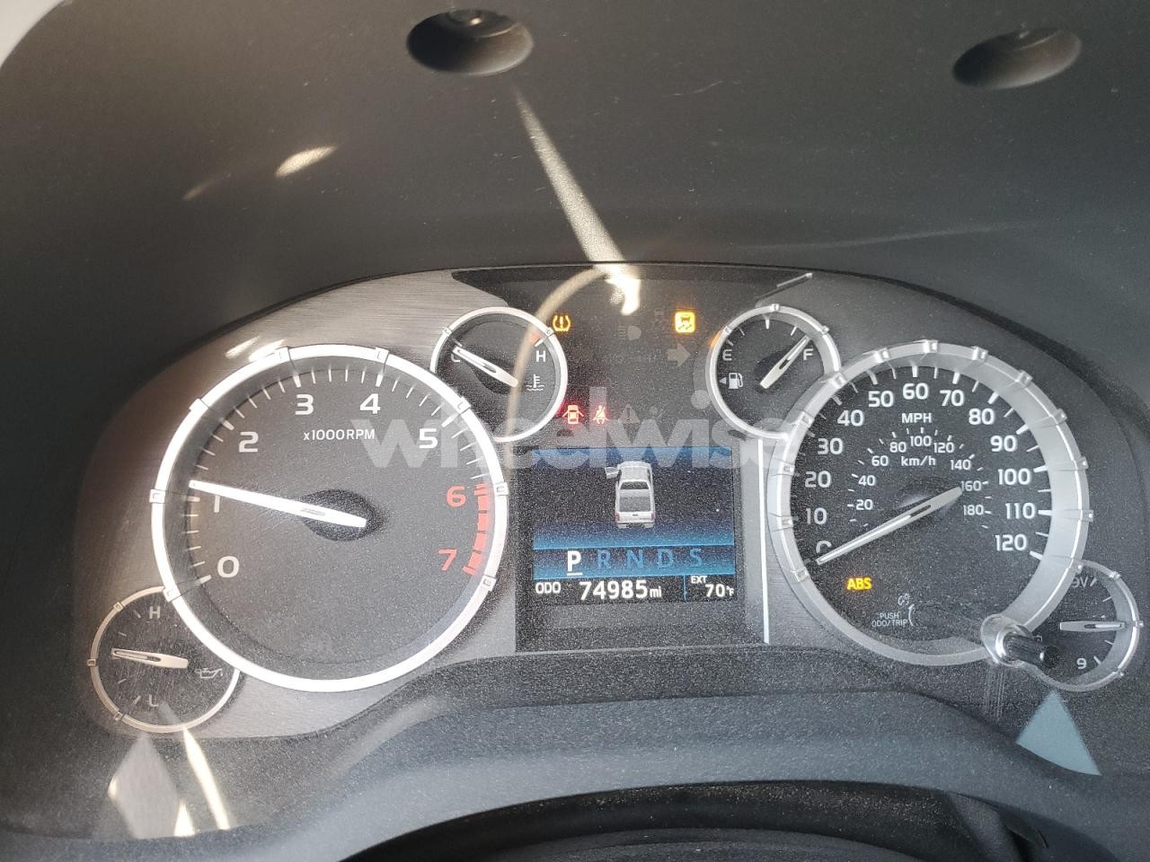 Photo 9 of 2015 TOYOTA TUNDRA CREWMAX SR5 (VIN 5TFEY5F16FX192178)