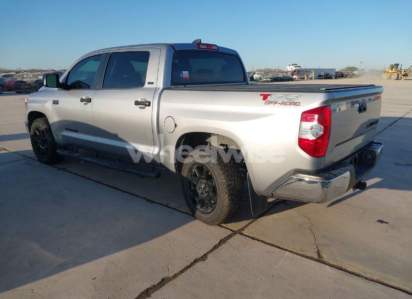 Photo 3 of 2021 Toyota Tundra SR5 (VIN 5TFEY5F16MX288471)