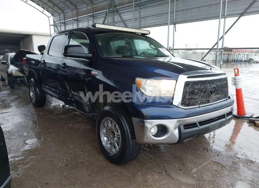 2010 Toyota Tundra GRADE 5.7L V8 (VIN 5TFEY5F17AX082748) main photo