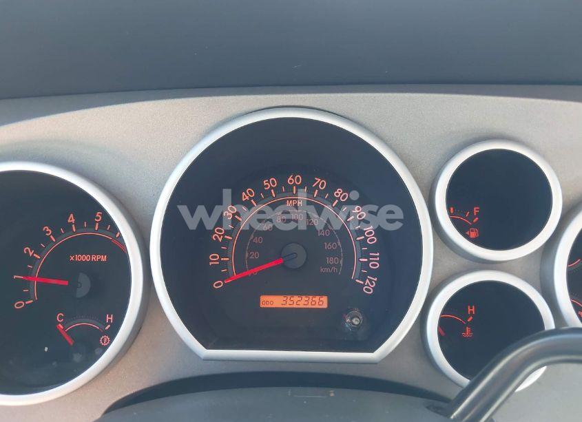 Photo 7 of 2010 Toyota Tundra GRADE 5.7L V8 (VIN 5TFEY5F17AX092678)