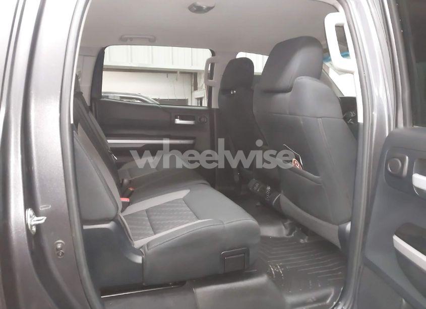 Photo 8 of 2015 Toyota Tundra SR5 5.7L V8 (VIN 5TFEY5F17FX175096)