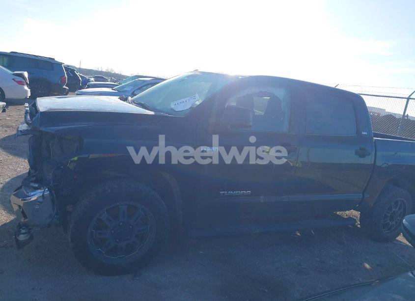 Photo 14 of 2015 Toyota Tundra SR5 5.7L V8 (VIN 5TFEY5F17FX179679)