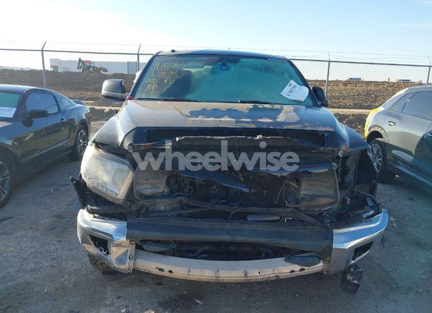 Photo 6 of 2015 Toyota Tundra SR5 5.7L V8 (VIN 5TFEY5F17FX179679)