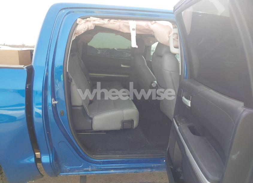 Photo 8 of 2018 Toyota Tundra SR5 5.7L V8 (VIN 5TFEY5F17JX239677)