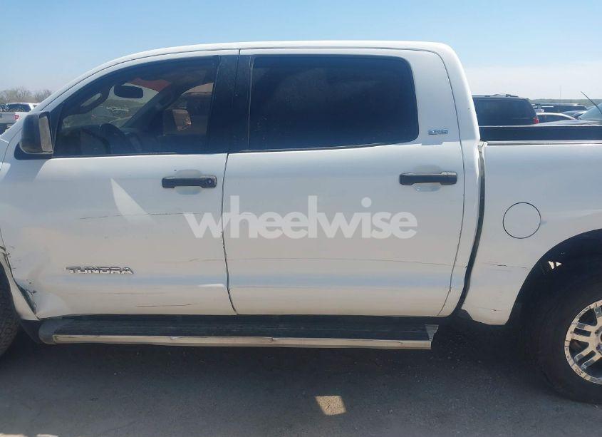 Photo 14 of 2011 Toyota Tundra GRADE 5.7L V8 (VIN 5TFEY5F18BX105276)