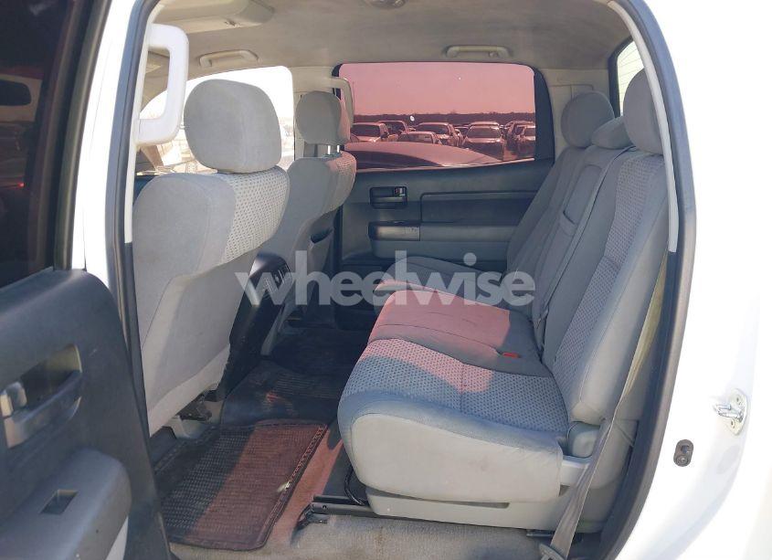 Photo 19 of 2011 Toyota Tundra GRADE 5.7L V8 (VIN 5TFEY5F18BX105276)