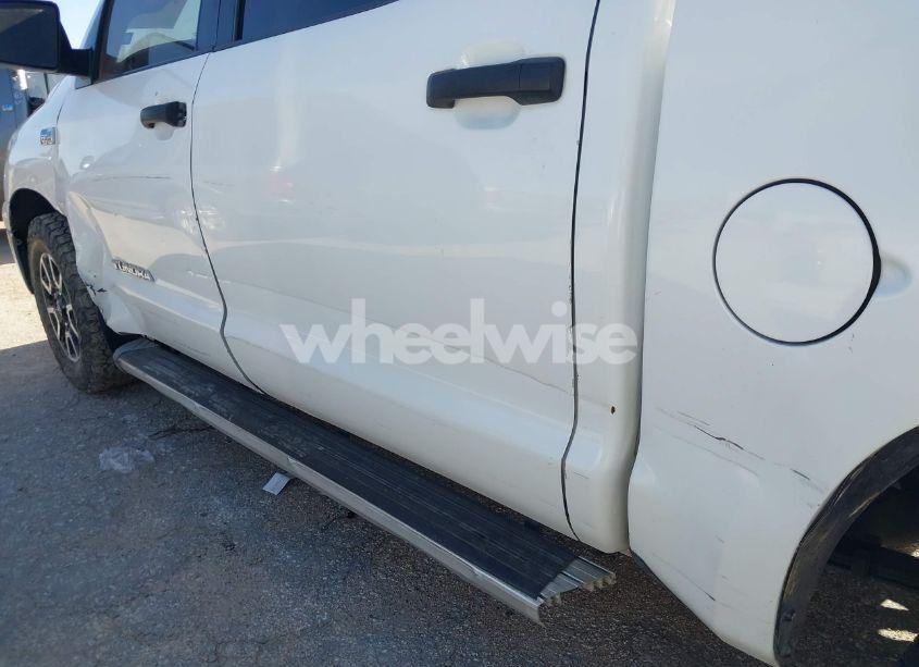 Photo 20 of 2011 Toyota Tundra GRADE 5.7L V8 (VIN 5TFEY5F18BX105276)