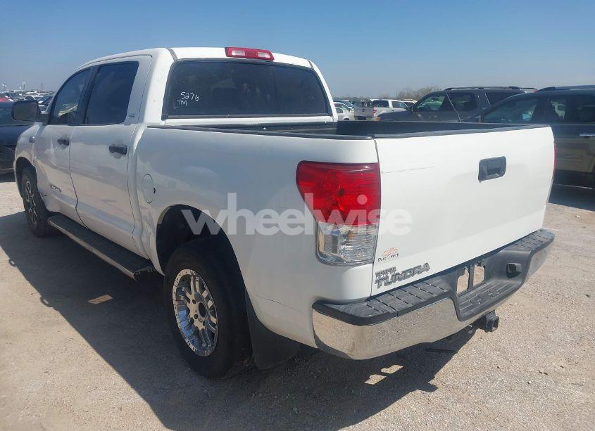 Photo 3 of 2011 Toyota Tundra GRADE 5.7L V8 (VIN 5TFEY5F18BX105276)