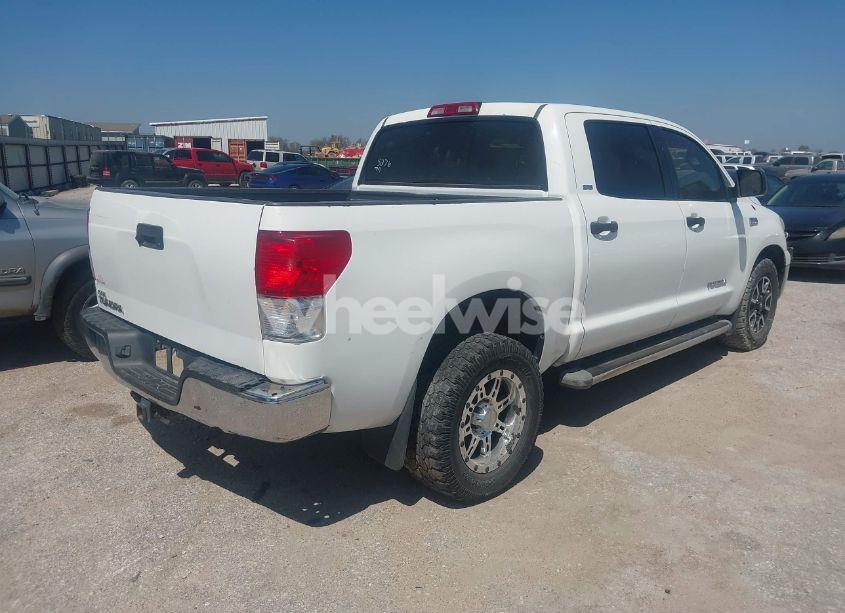 Photo 4 of 2011 Toyota Tundra GRADE 5.7L V8 (VIN 5TFEY5F18BX105276)
