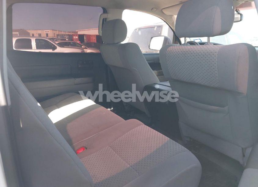 Photo 8 of 2011 Toyota Tundra GRADE 5.7L V8 (VIN 5TFEY5F18BX105276)