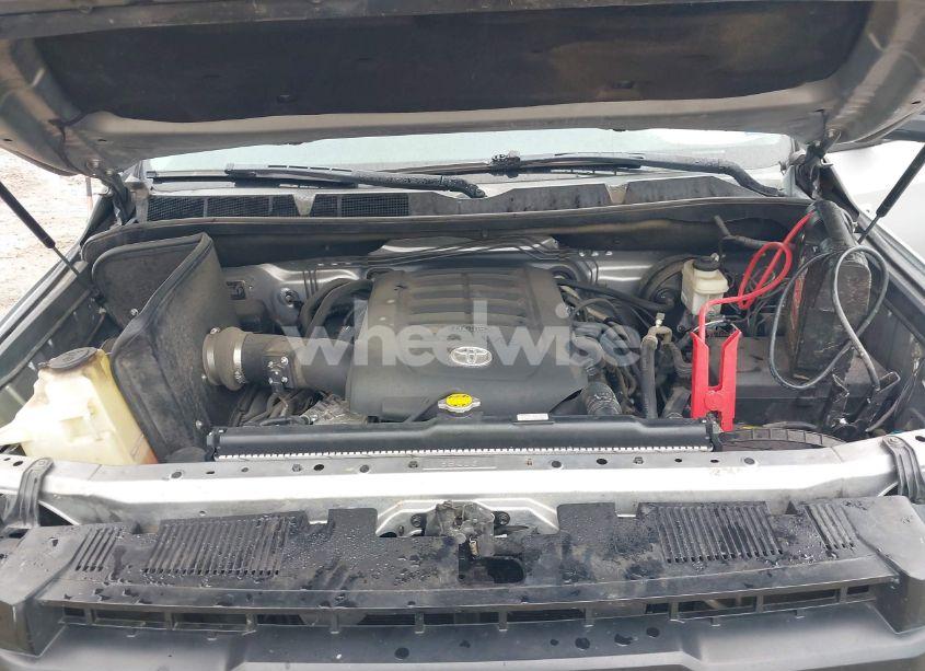 Photo 10 of 2014 Toyota Tundra SR5 5.7L V8 (VIN 5TFEY5F18EX152666)