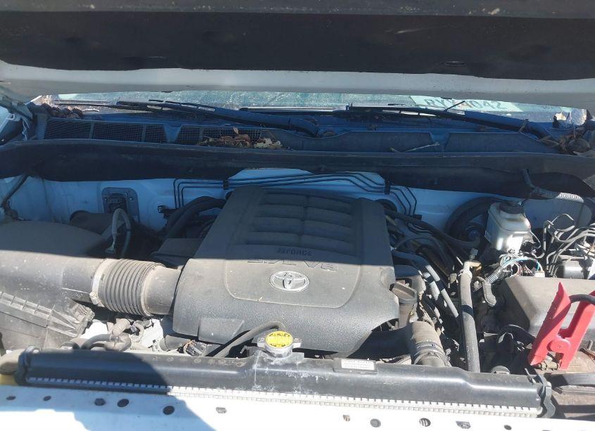 Photo 10 of 2014 Toyota Tundra SR5 5.7L V8 (VIN 5TFEY5F18EX156409)