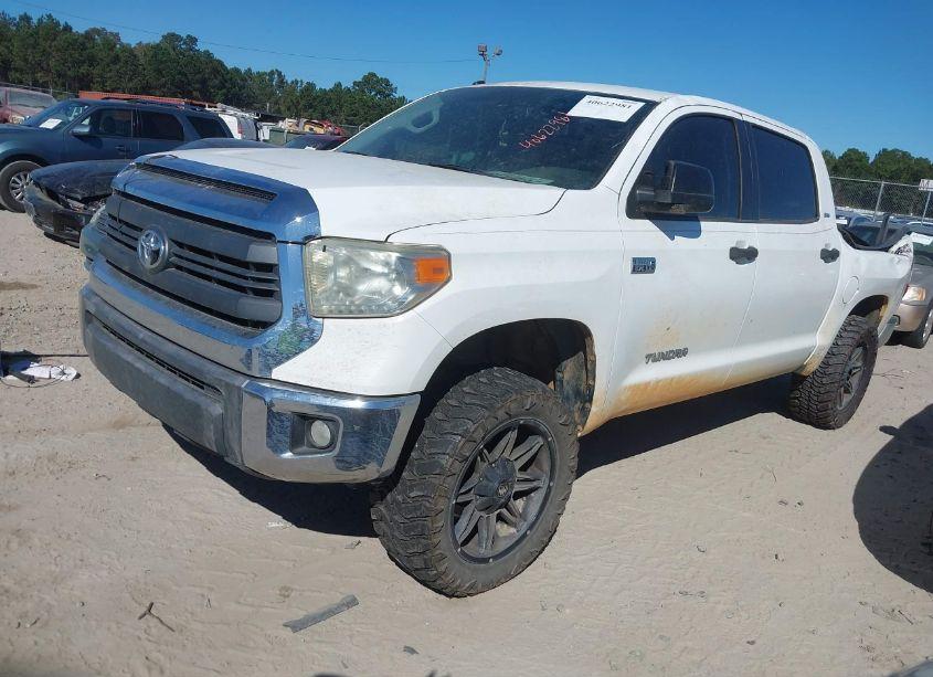 Photo 2 of 2014 Toyota Tundra SR5 5.7L V8 (VIN 5TFEY5F18EX156409)