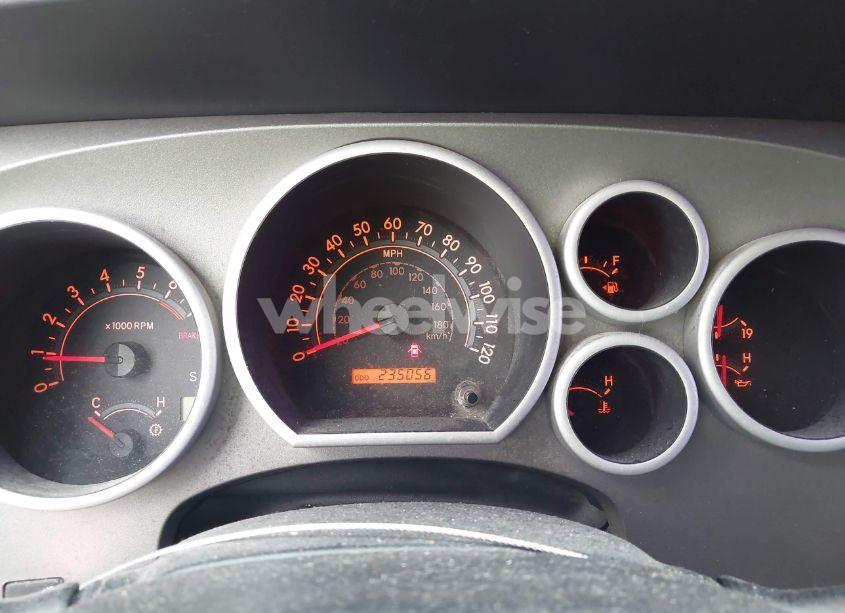 Photo 7 of 2011 Toyota Tundra GRADE 5.7L V8 (VIN 5TFEY5F19BX110938)