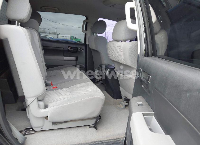 Photo 8 of 2011 Toyota Tundra GRADE 5.7L V8 (VIN 5TFEY5F19BX110938)