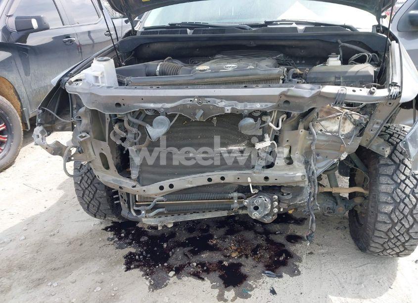 Photo 6 of 2013 Toyota Tundra GRADE 5.7L V8 (VIN 5TFEY5F19DX138208)