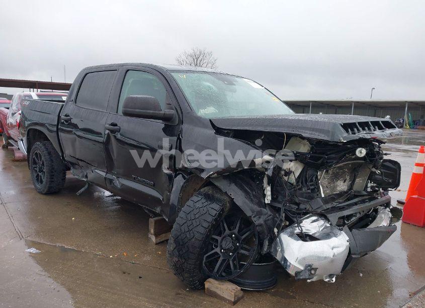Photo 6 of 2020 Toyota Tundra SR5 (VIN 5TFEY5F19LX265572)