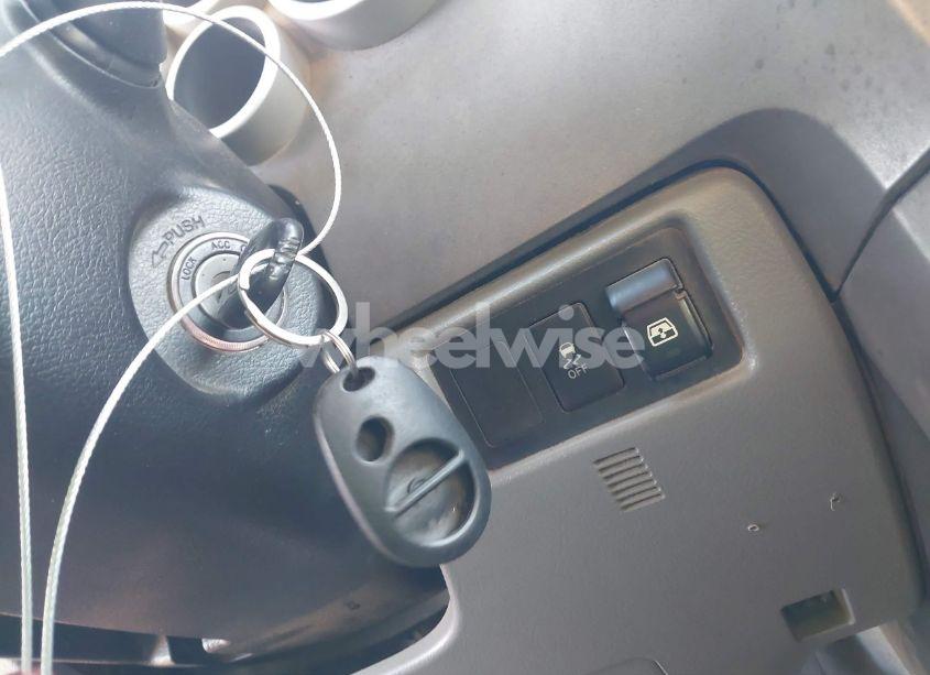 Photo 11 of 2010 Toyota Tundra CREWMAX SR5 (VIN 5TFEY5F1XAX078905)