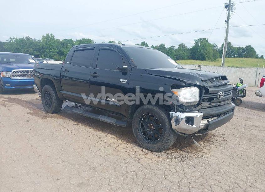 2015 Toyota Tundra SR5 5.7L V8 (VIN 5TFEY5F1XFX179062) main photo