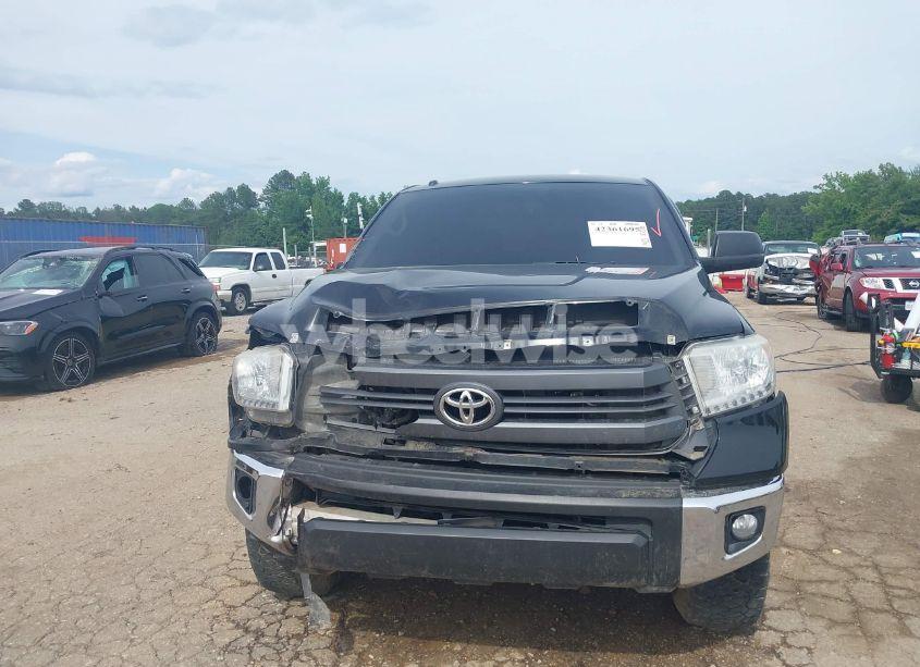 Photo 13 of 2015 Toyota Tundra SR5 5.7L V8 (VIN 5TFEY5F1XFX179062)