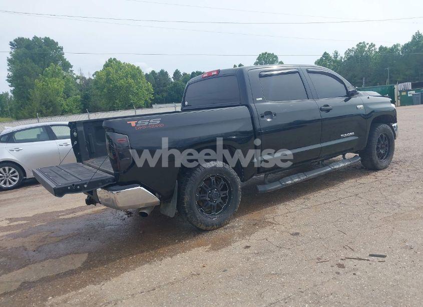 Photo 4 of 2015 Toyota Tundra SR5 5.7L V8 (VIN 5TFEY5F1XFX179062)