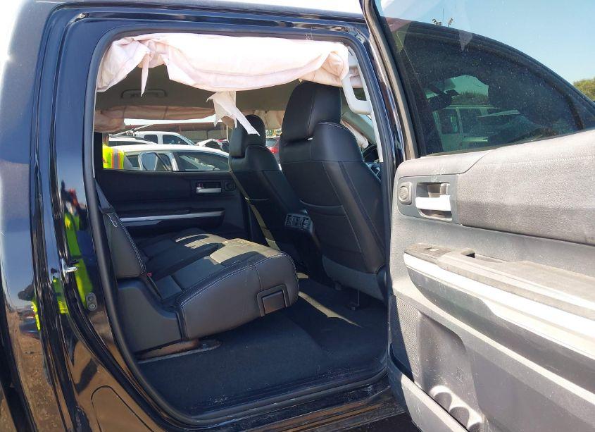 Photo 8 of 2015 Toyota Tundra SR5 5.7L V8 (VIN 5TFEY5F1XFX191941)