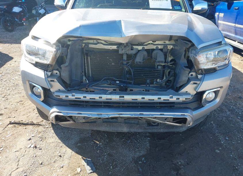 Photo 12 of 2017 Toyota Tacoma LIMITED (VIN 5TFEZ5CN4HX043565)