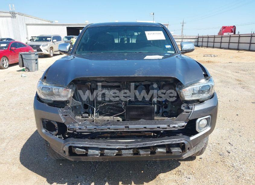 Photo 13 of 2017 Toyota Tacoma LIMITED (VIN 5TFEZ5CNXHX052481)