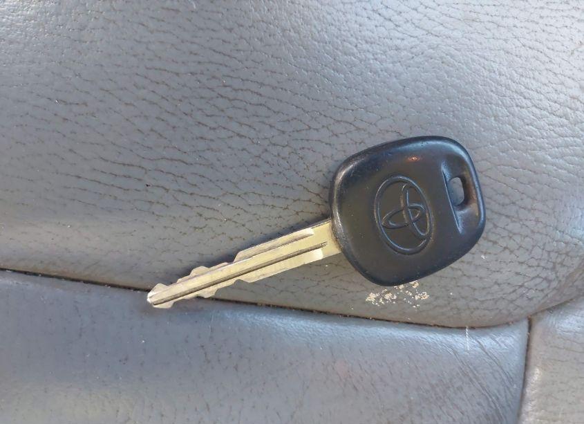 Photo 11 of 2017 Toyota Tundra LIMITED 5.7L V8 (VIN 5TFFW5F14HX212375)