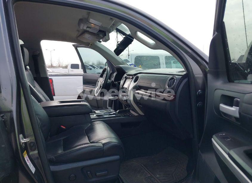 Photo 5 of 2017 Toyota Tundra LIMITED 5.7L V8 (VIN 5TFFW5F17HX213195)